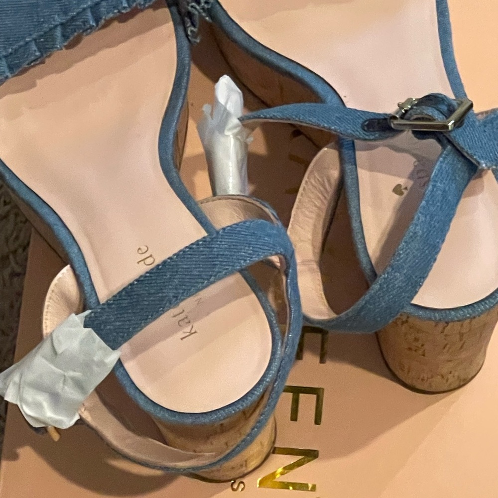 This is a Kate spade sandals
